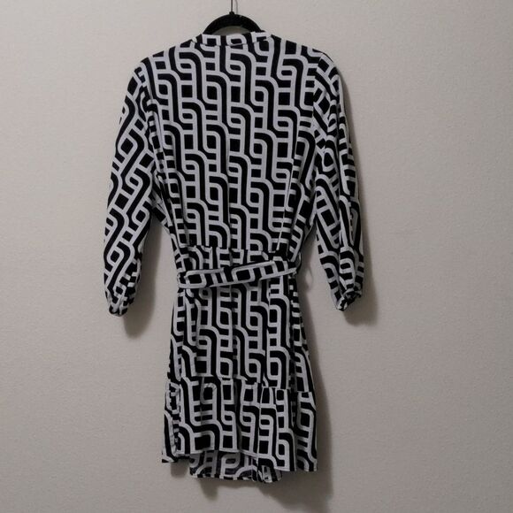Zara Black & White Geometric Mini Dress - Picture 6 of 6